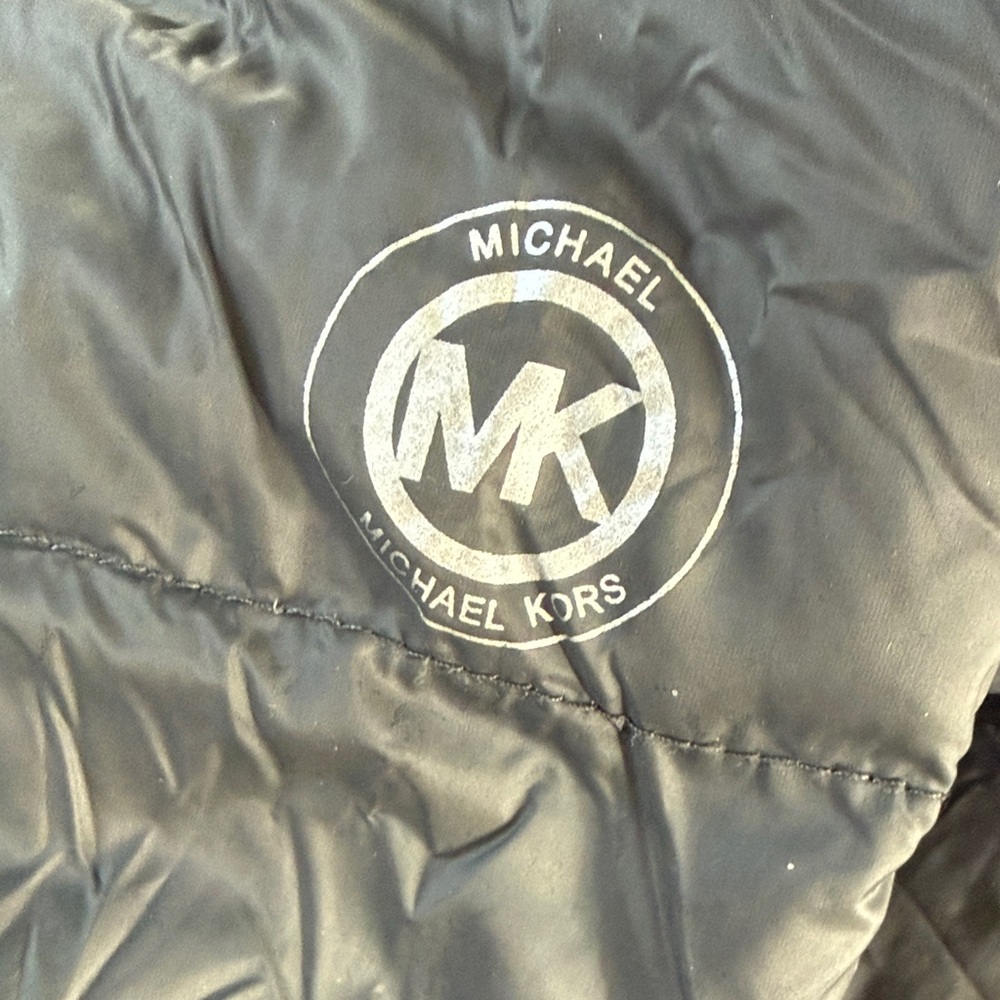✨ Michael Kors Charcoal Puffer Jacket - Picture 7 of 9